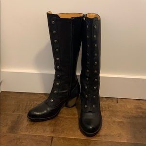 John Fluevog Dallas Boots - Black/Brown size 8.